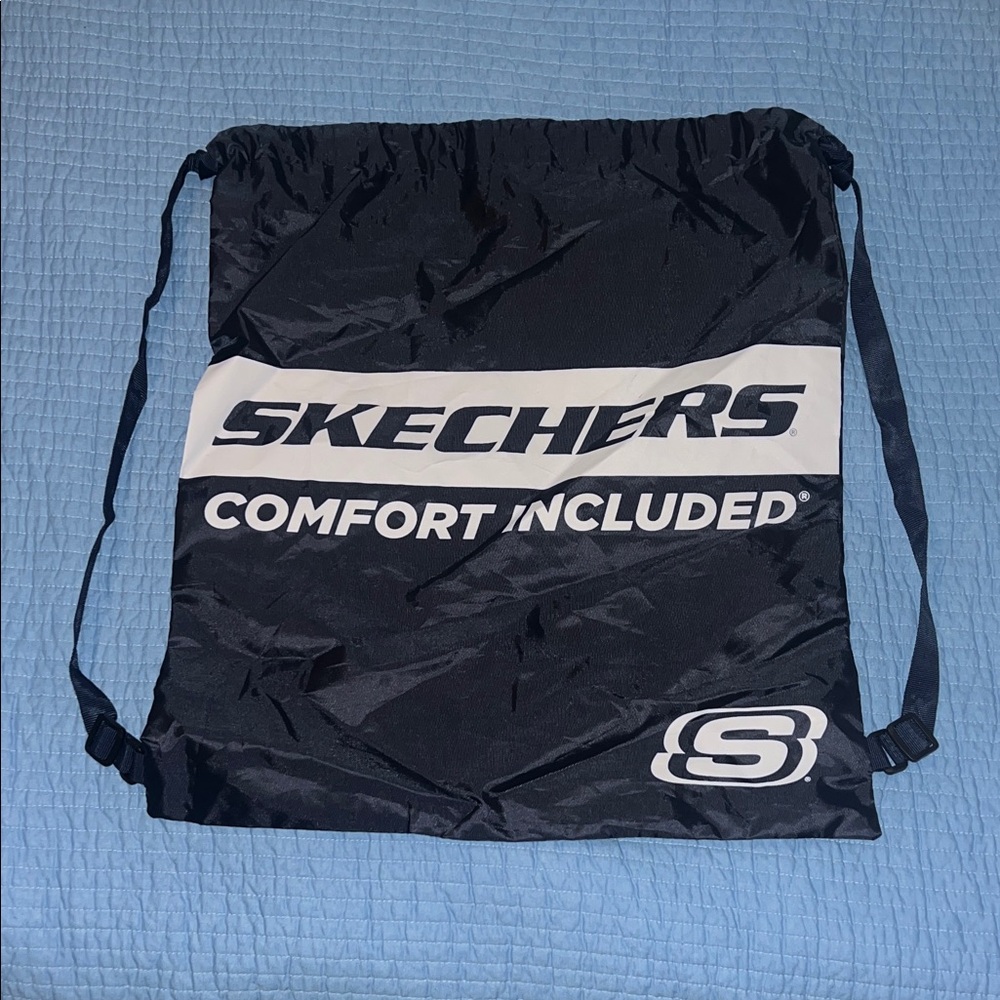 Skechers Navy and White Drawstring Bag